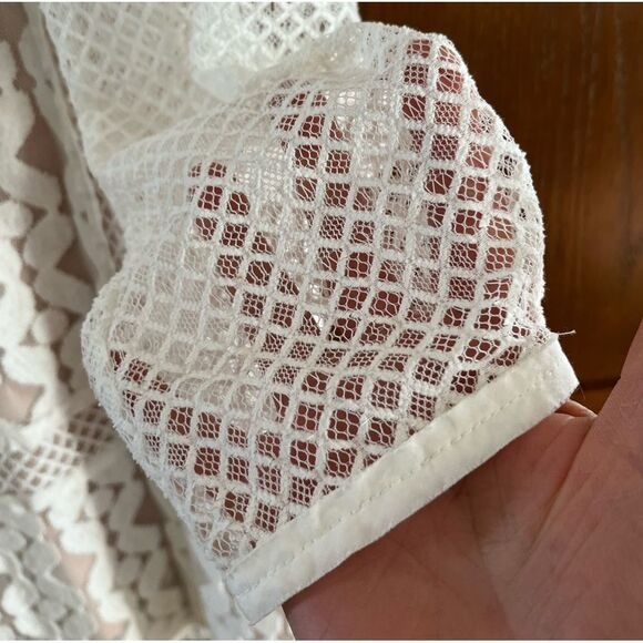 BCBG ivory 2-piece gorgeous dress set.Straight style, laced shell, solid slip, S - Picture 6 of 14